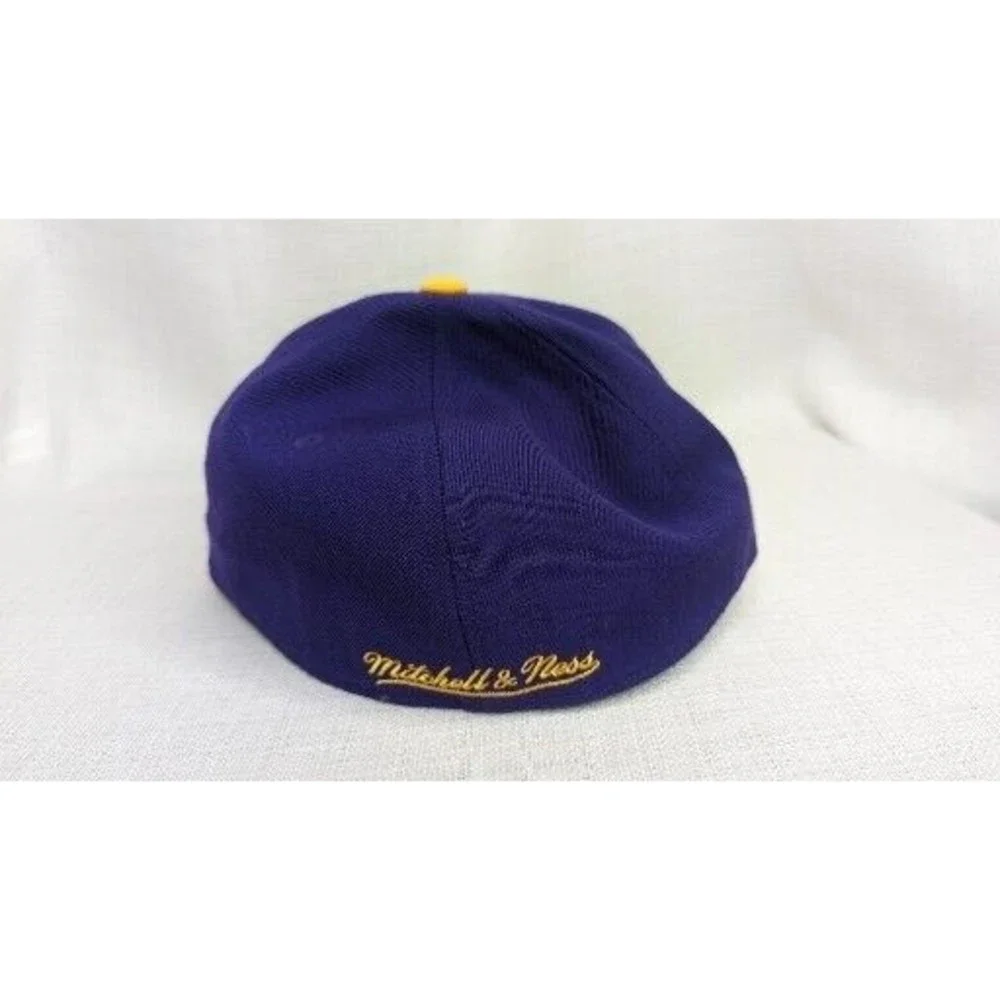 Mitchell & Ness Los Angeles LA Lakers Purple Fitted Hat Size 7 3/8‎ - NEW